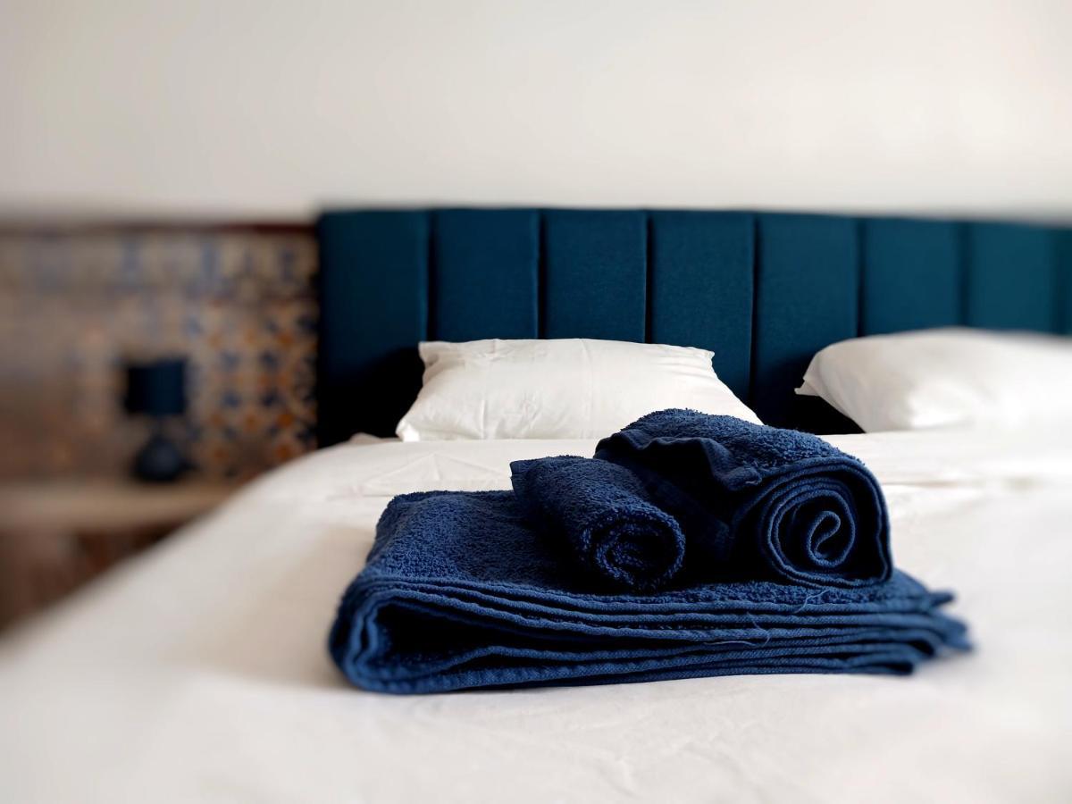 Rooms 10 Mins Walk From Train Station! Agualva-Cacem Exteriér fotografie