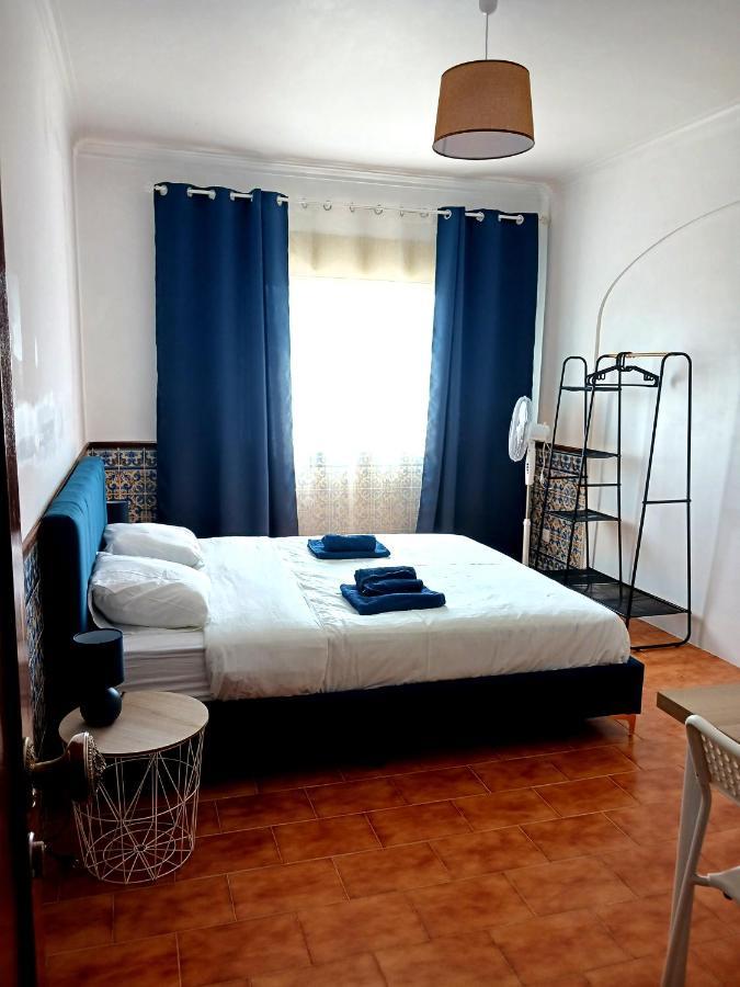 Rooms 10 Mins Walk From Train Station! Agualva-Cacem Exteriér fotografie