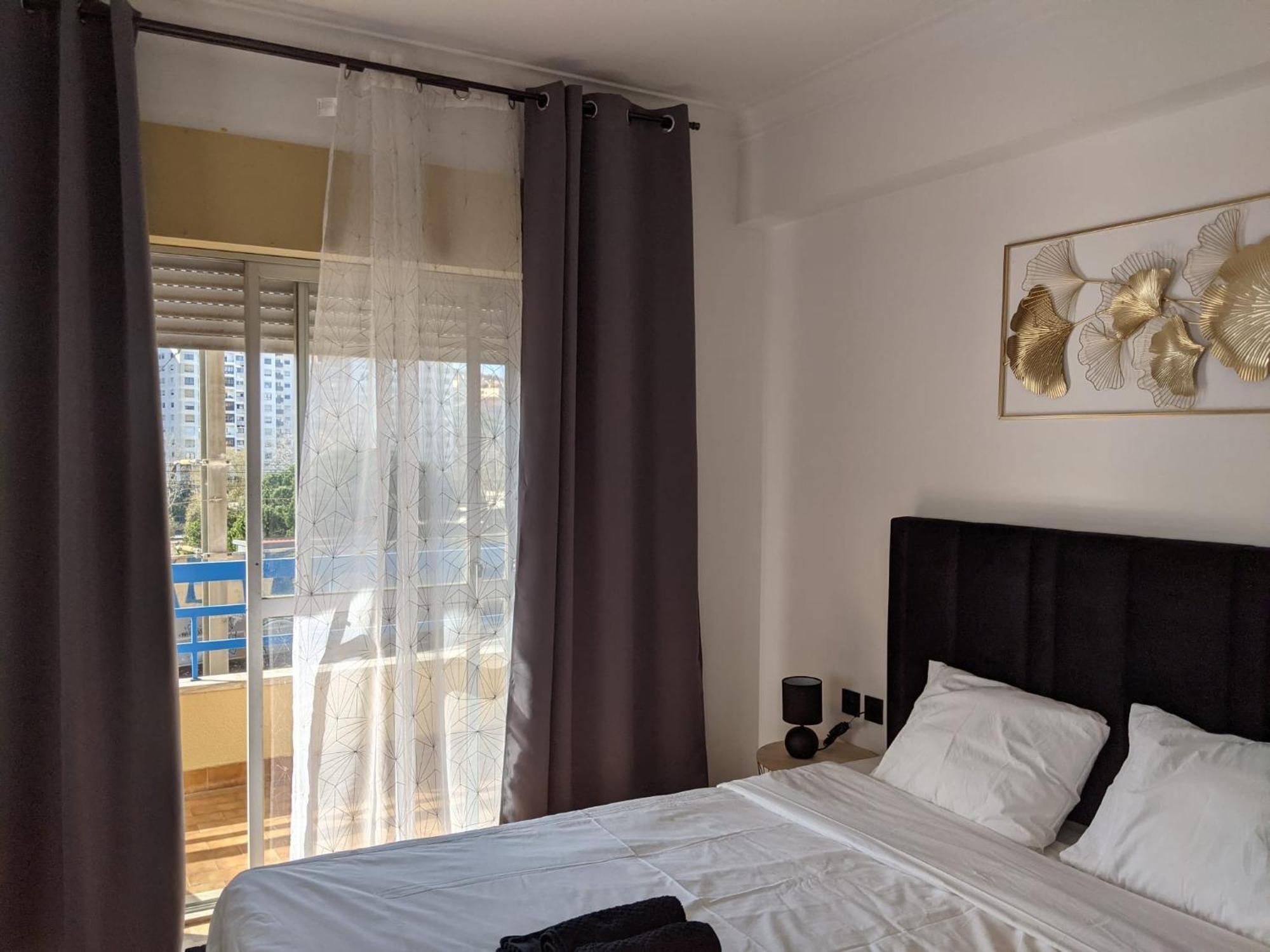 Rooms 10 Mins Walk From Train Station! Agualva-Cacem Exteriér fotografie